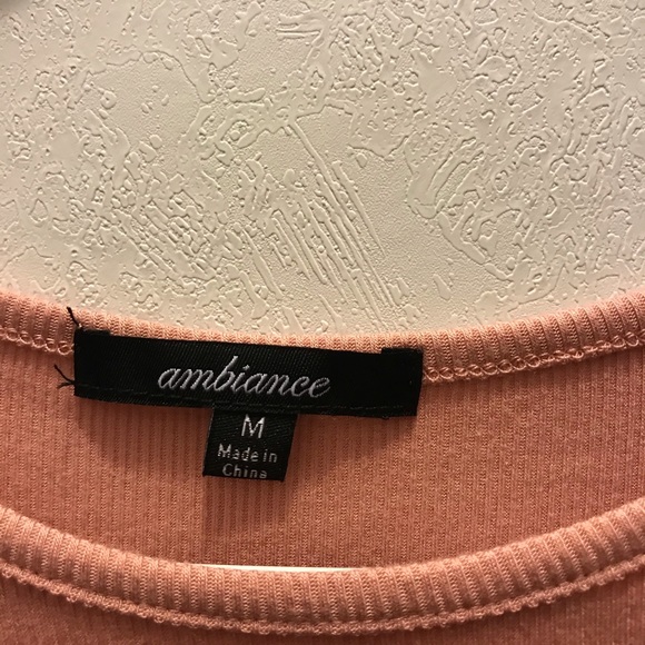 pink cropped shirt - Picture 3 of 3